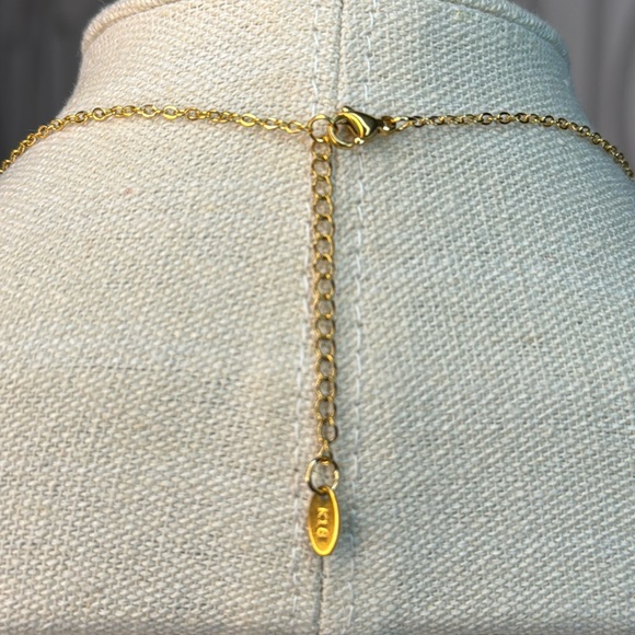 WATERPROOF “Daddy’s Girl” 18kt gold plated stainless necklace on 18.5” chain - Picture 7 of 7